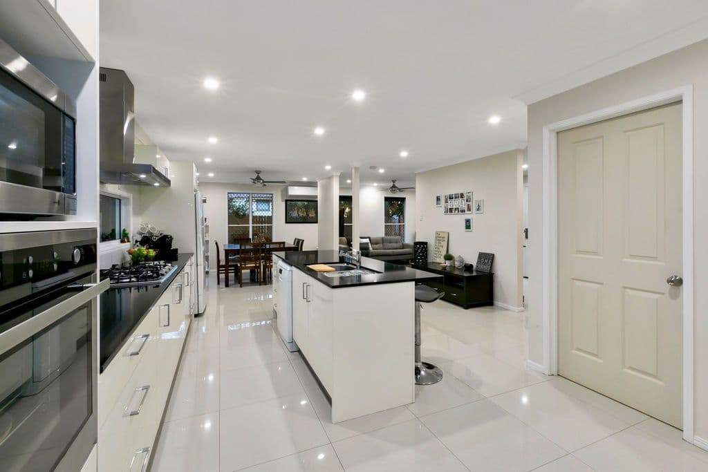 134 Nyleta Street, Coopers Plains QLD 4108, Coopers Plains - Thumbnail 3