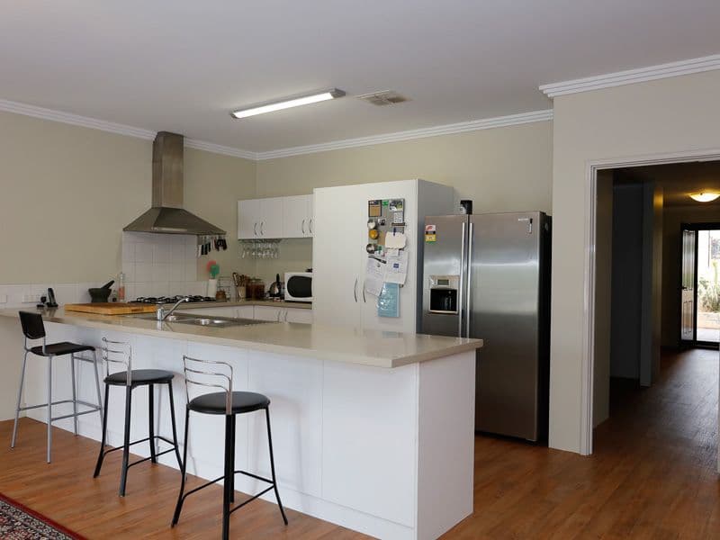 34a Anzac Terrace, BASSENDEAN WA 6054, Bassendean - Thumbnail 2