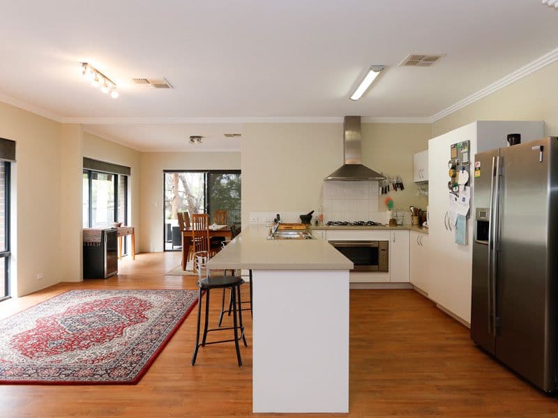 34a Anzac Terrace, BASSENDEAN WA 6054, Bassendean - Thumbnail 3