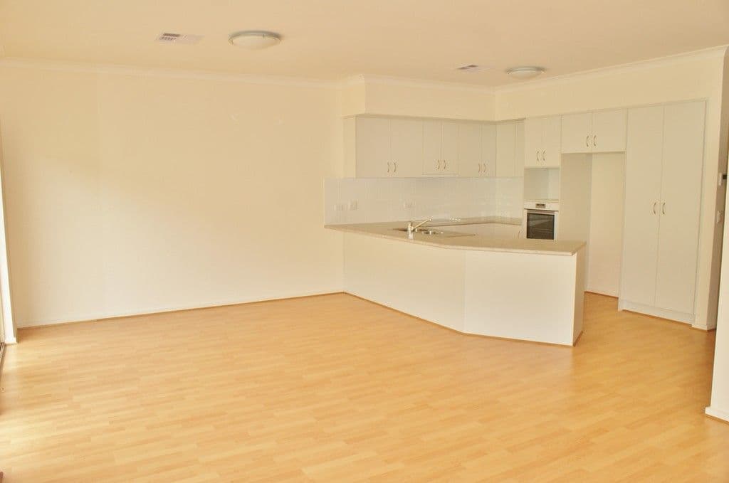1/108 Saxton Street, Numurkah, Numurkah - Thumbnail 2