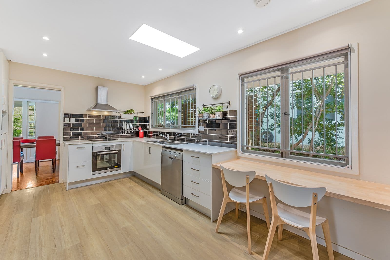 9 Jedburgh Street, Kenmore QLD 4069, Kenmore - Thumbnail 5