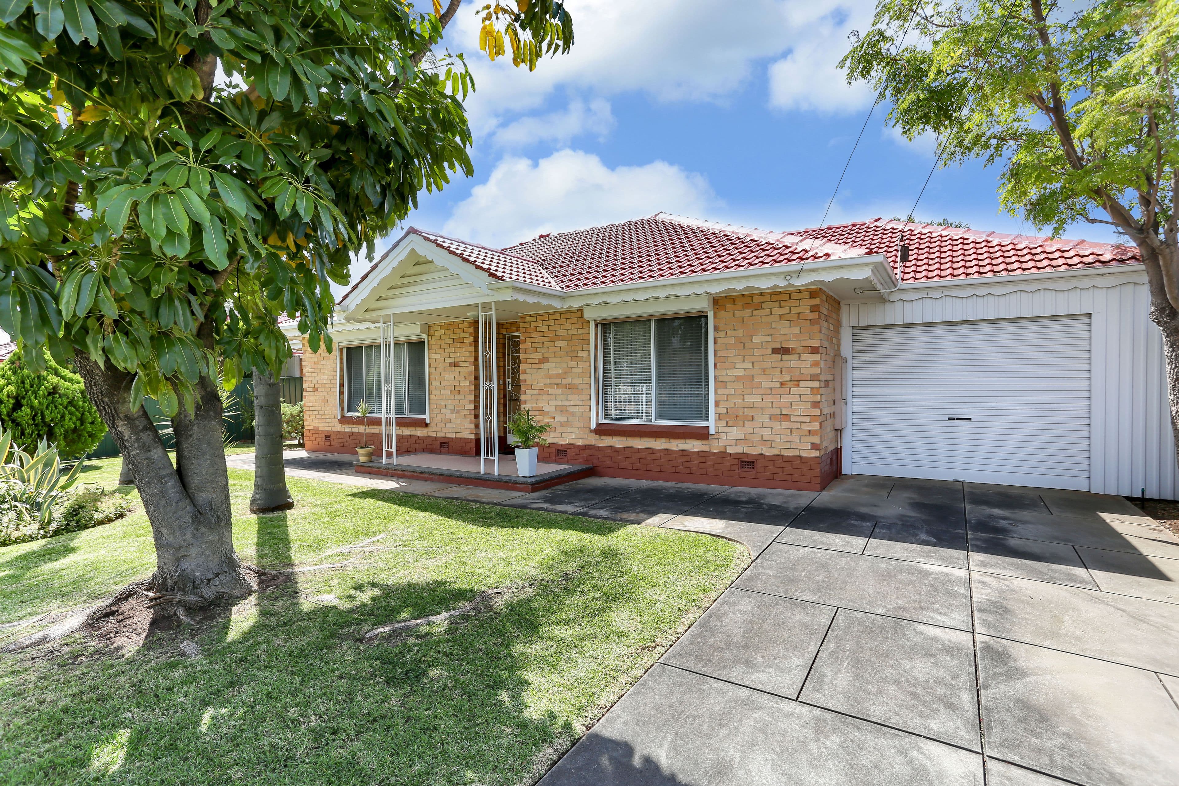 6 Oberon Avenue, Oakleigh East - Thumbnail 2