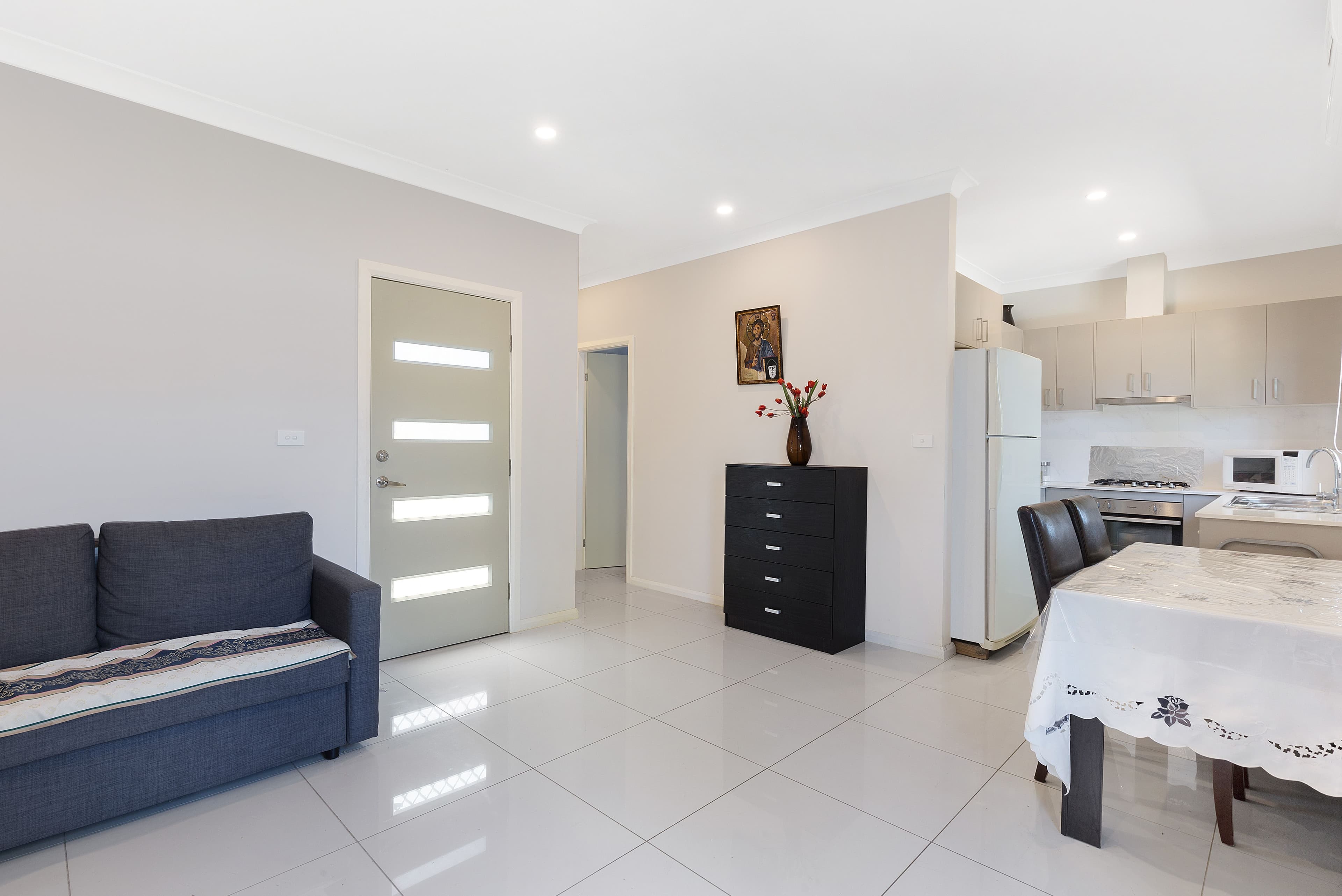 15 Aminta Crescent, Hassall Grove - Image 1