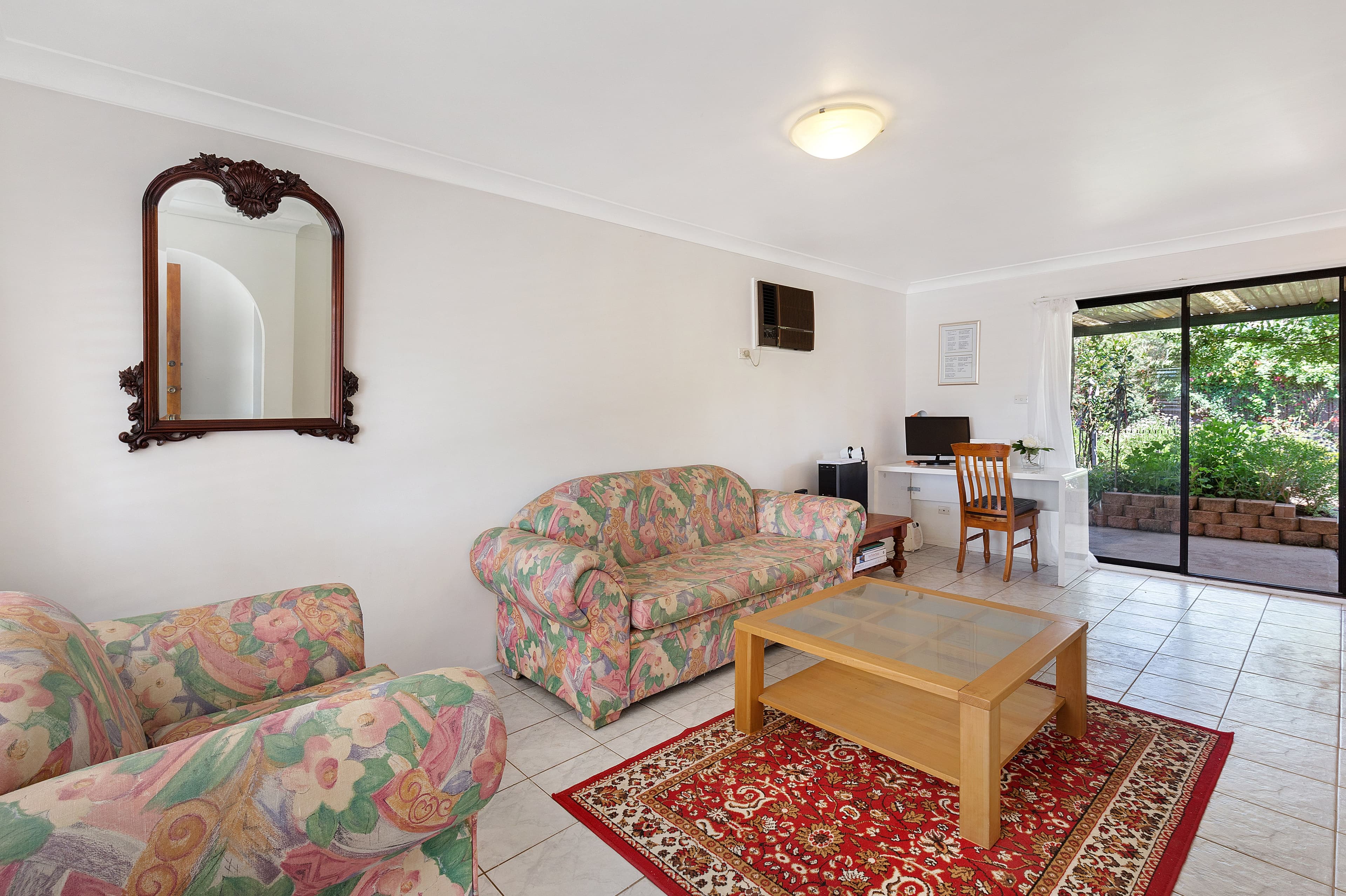 15 Aminta Crescent, Hassall Grove - Thumbnail 3