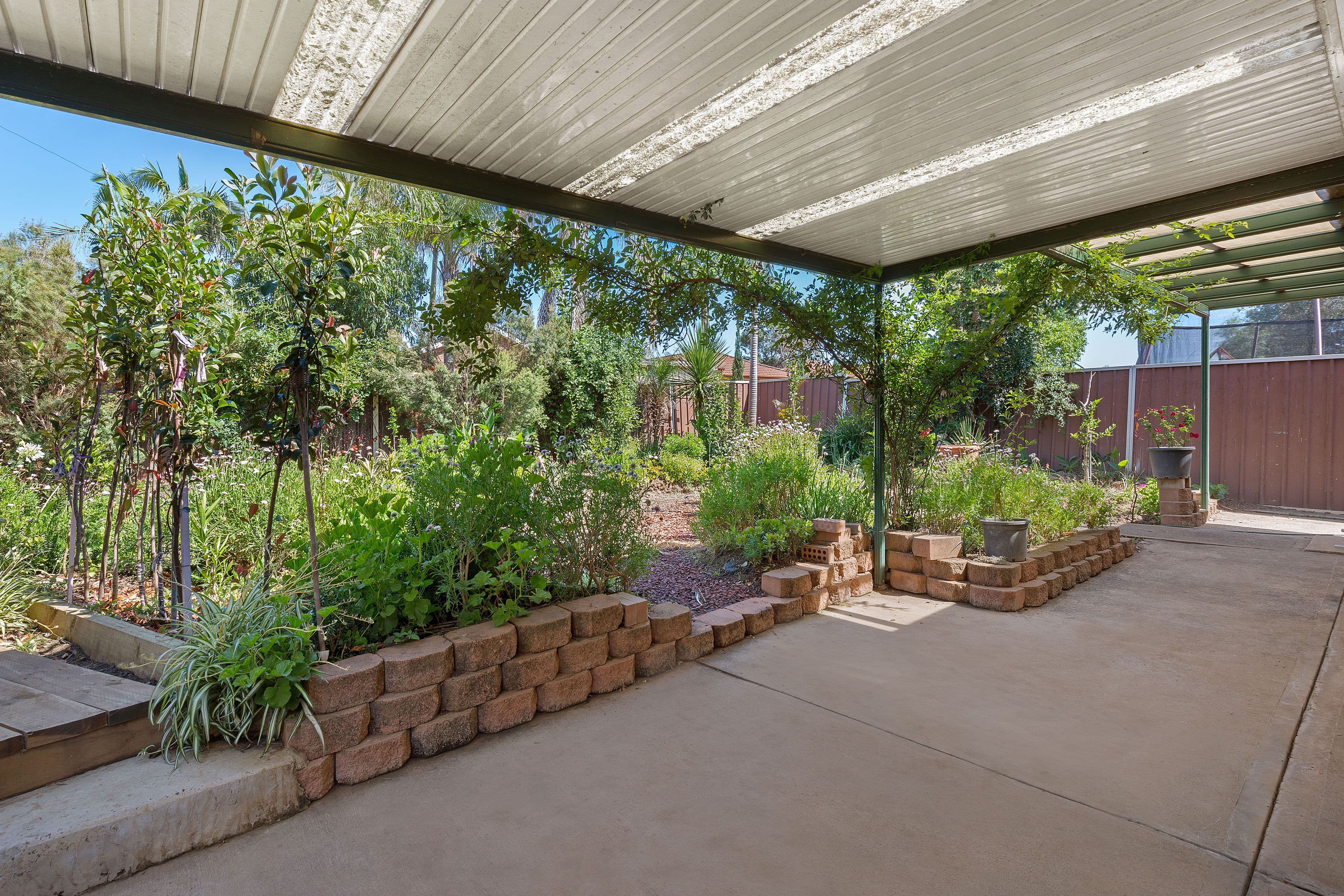 15 Aminta Crescent, Hassall Grove - Thumbnail 7