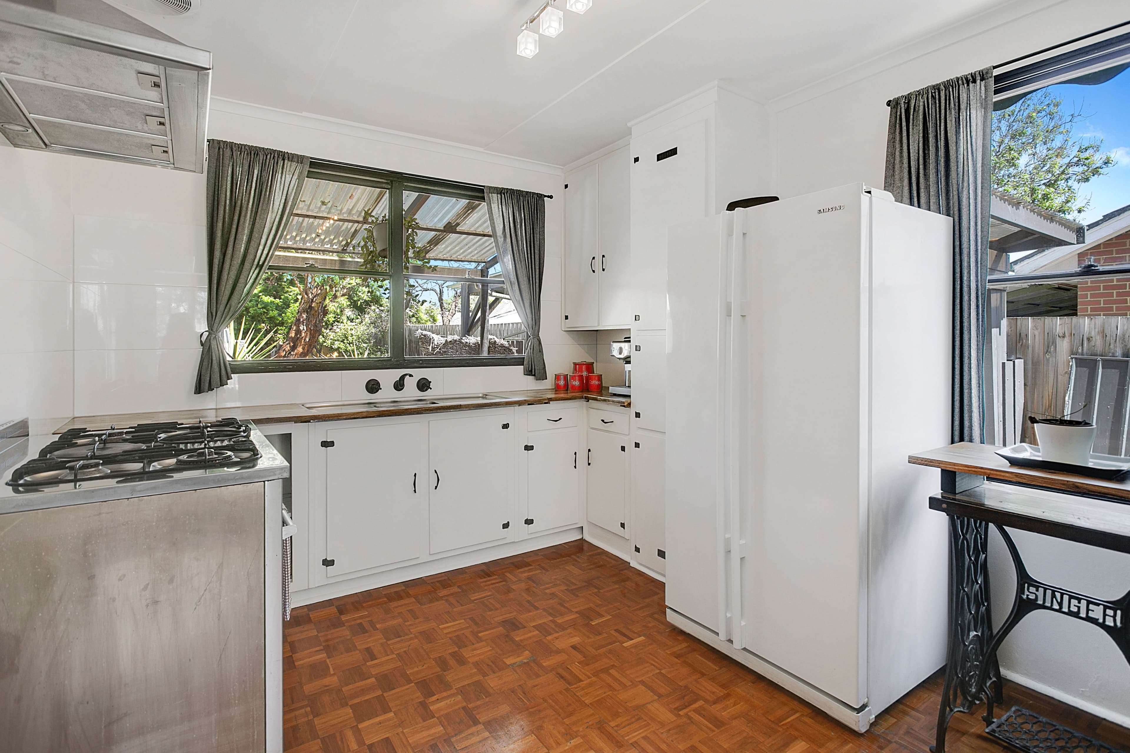 4 Aleppo Crescent, Frankston North VIC 3200, Frankston North - Thumbnail 3
