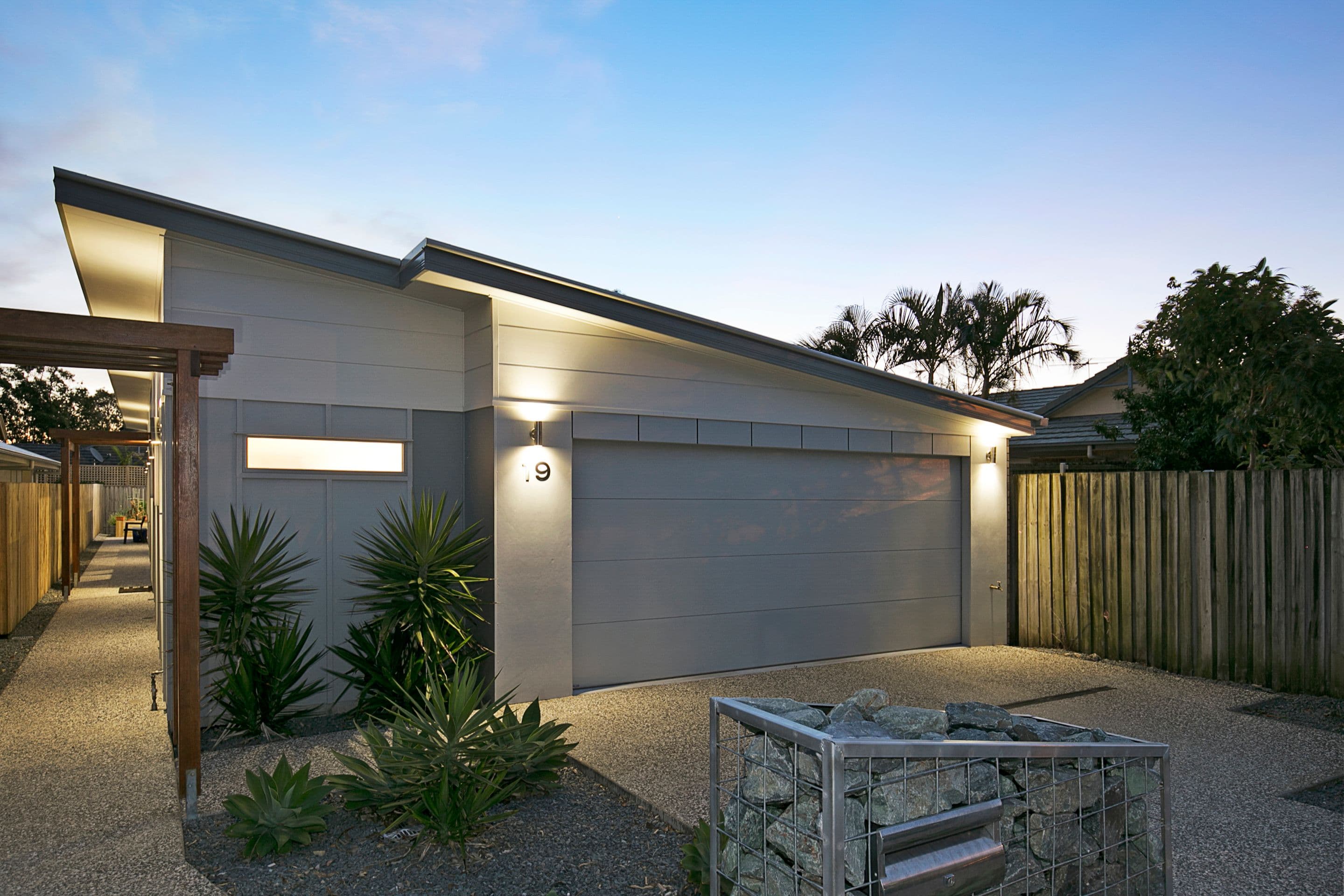 19 Badgen Road, Birkdale QLD 4159, Birkdale - Thumbnail 2