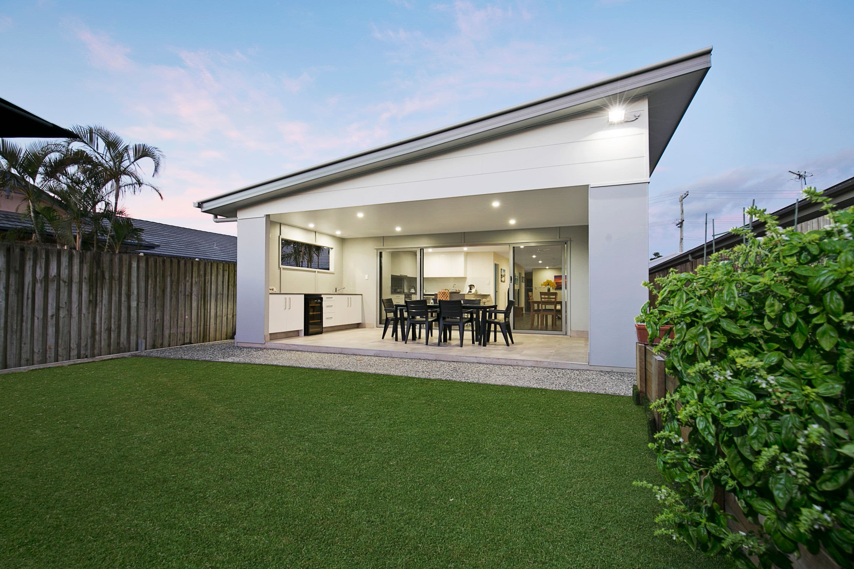 19 Badgen Road, Birkdale QLD 4159, Birkdale - Thumbnail 3