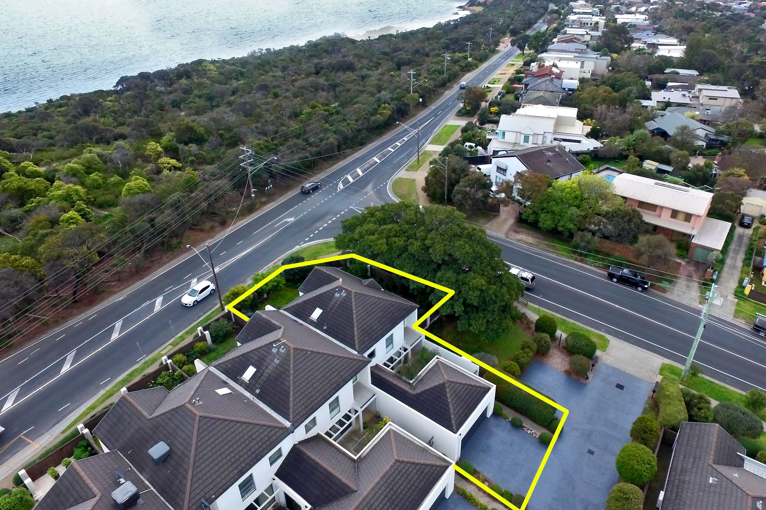 618 Esplanade, Mount Martha VIC 3934, Mount Martha - Thumbnail 2