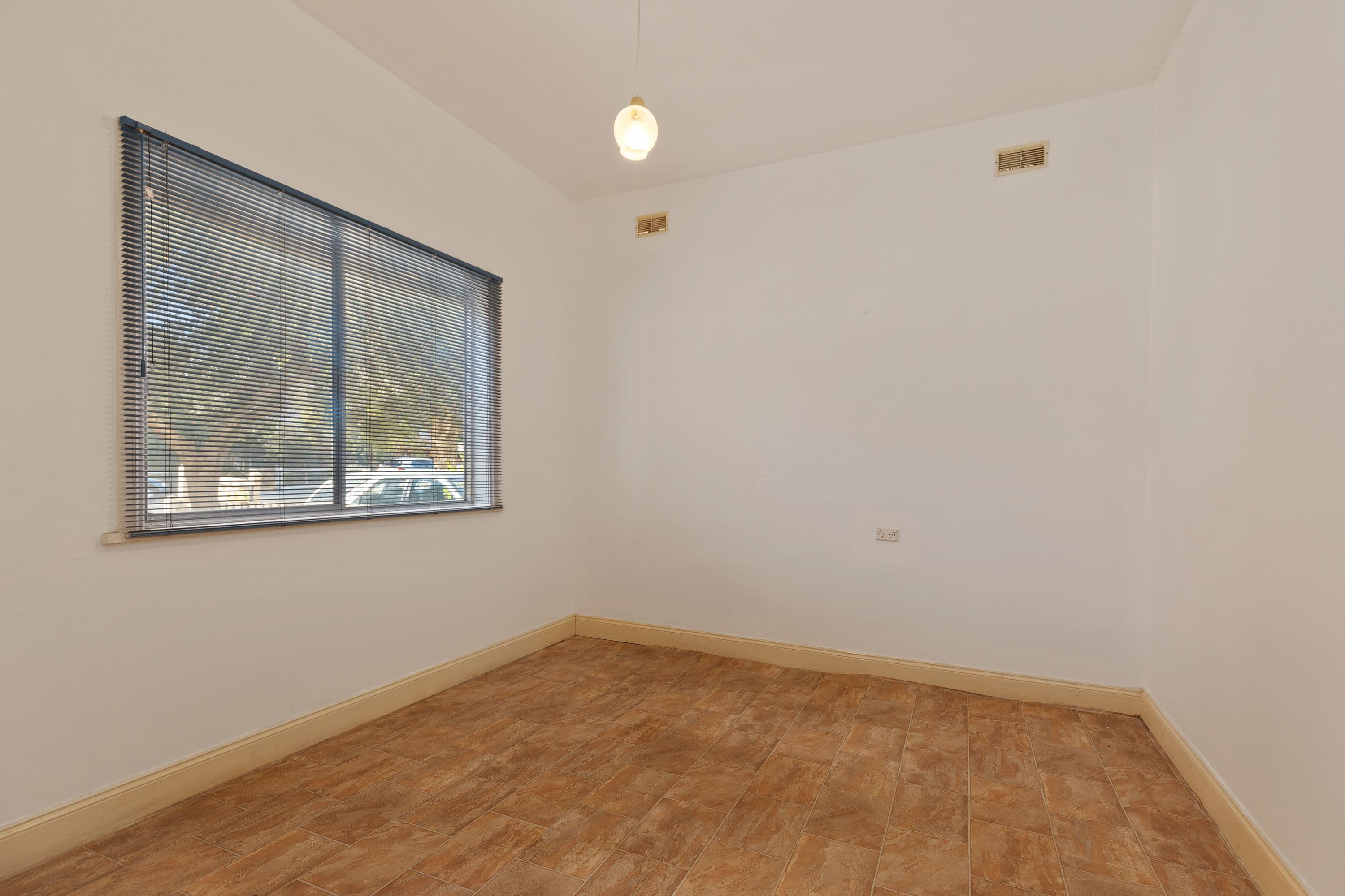 23 Pebblestone Circuit, Clyde North - Thumbnail 4