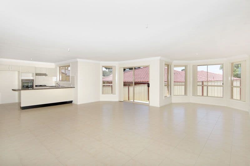 5 Pinewood Close, WOONGARRAH NSW 2259, Woongarrah - Thumbnail 2
