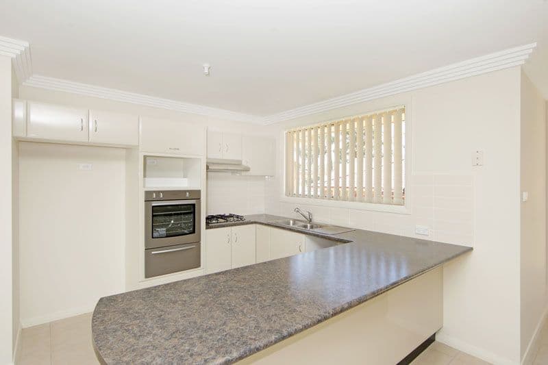 5 Pinewood Close, WOONGARRAH NSW 2259, Woongarrah - Thumbnail 4