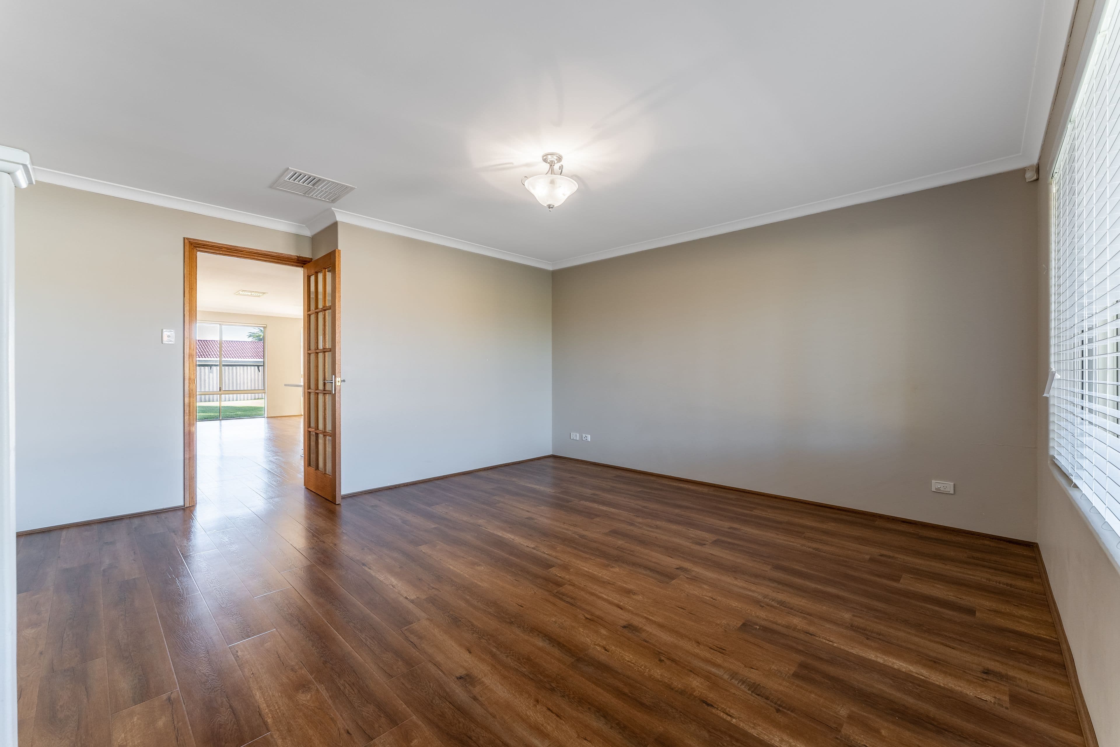 44 Cumberland Way, Waikiki WA 6169, Waikiki - Thumbnail 3