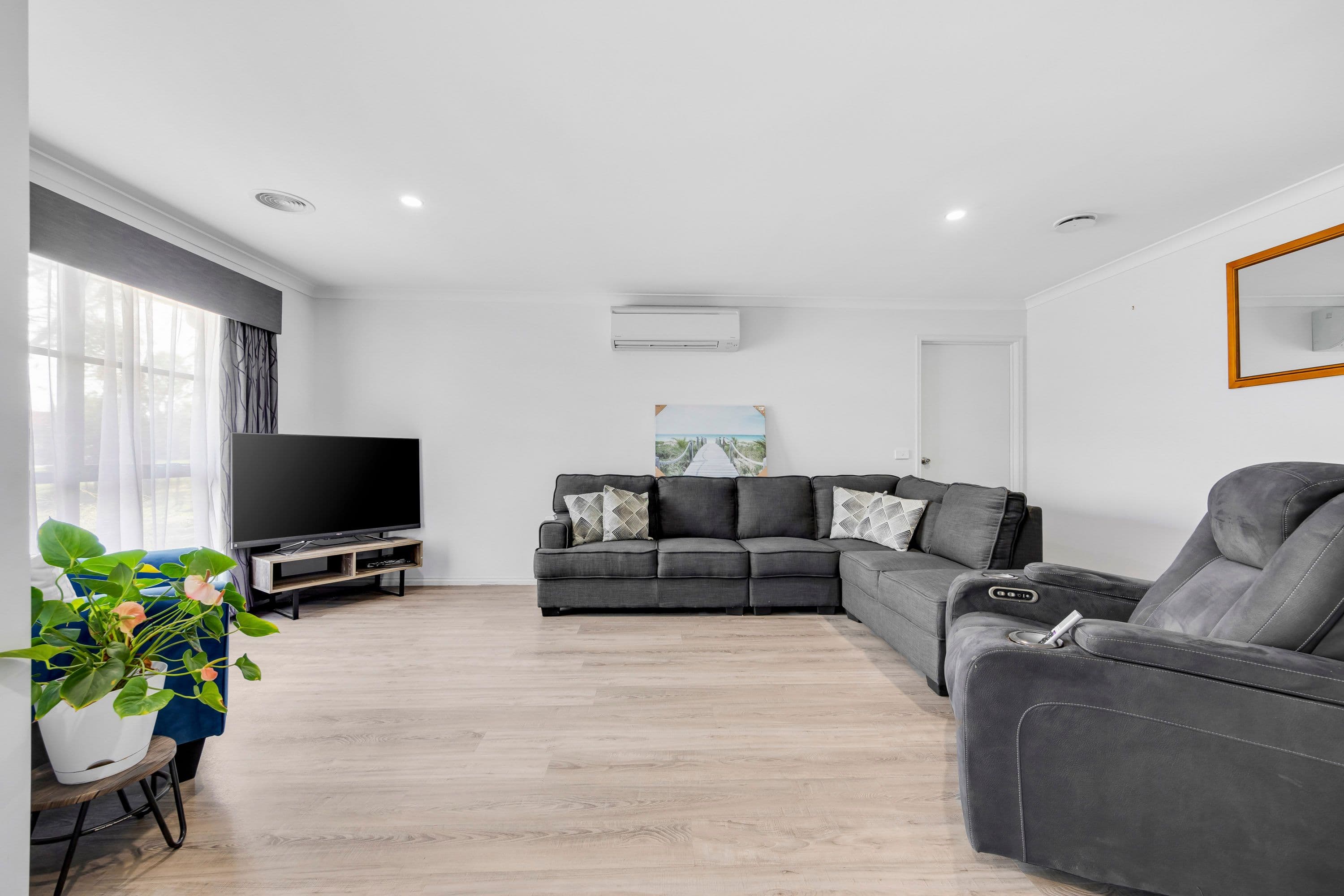 15 Olinda Street, Beaufort VIC 3373, Beaufort - Thumbnail 5