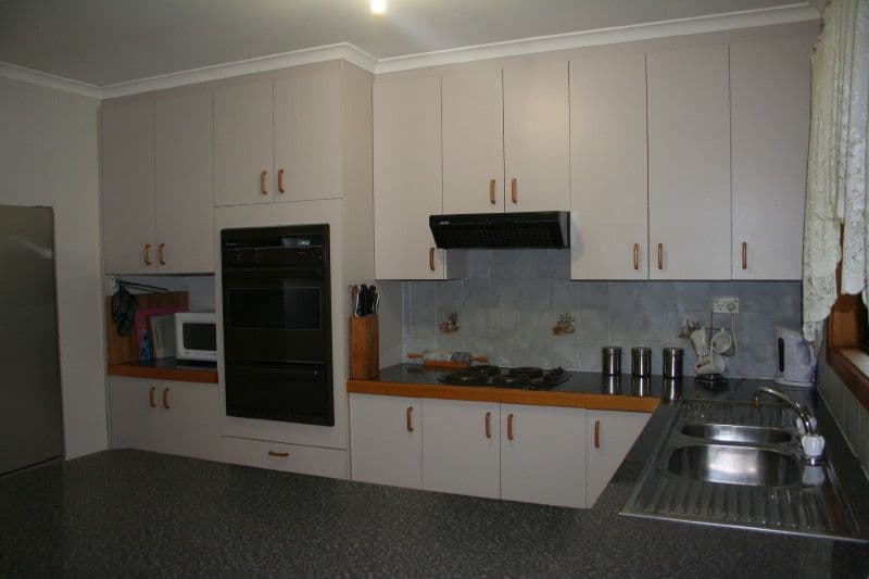 63 Araluen Road, BRAIDWOOD NSW 2622, Braidwood - Thumbnail 2
