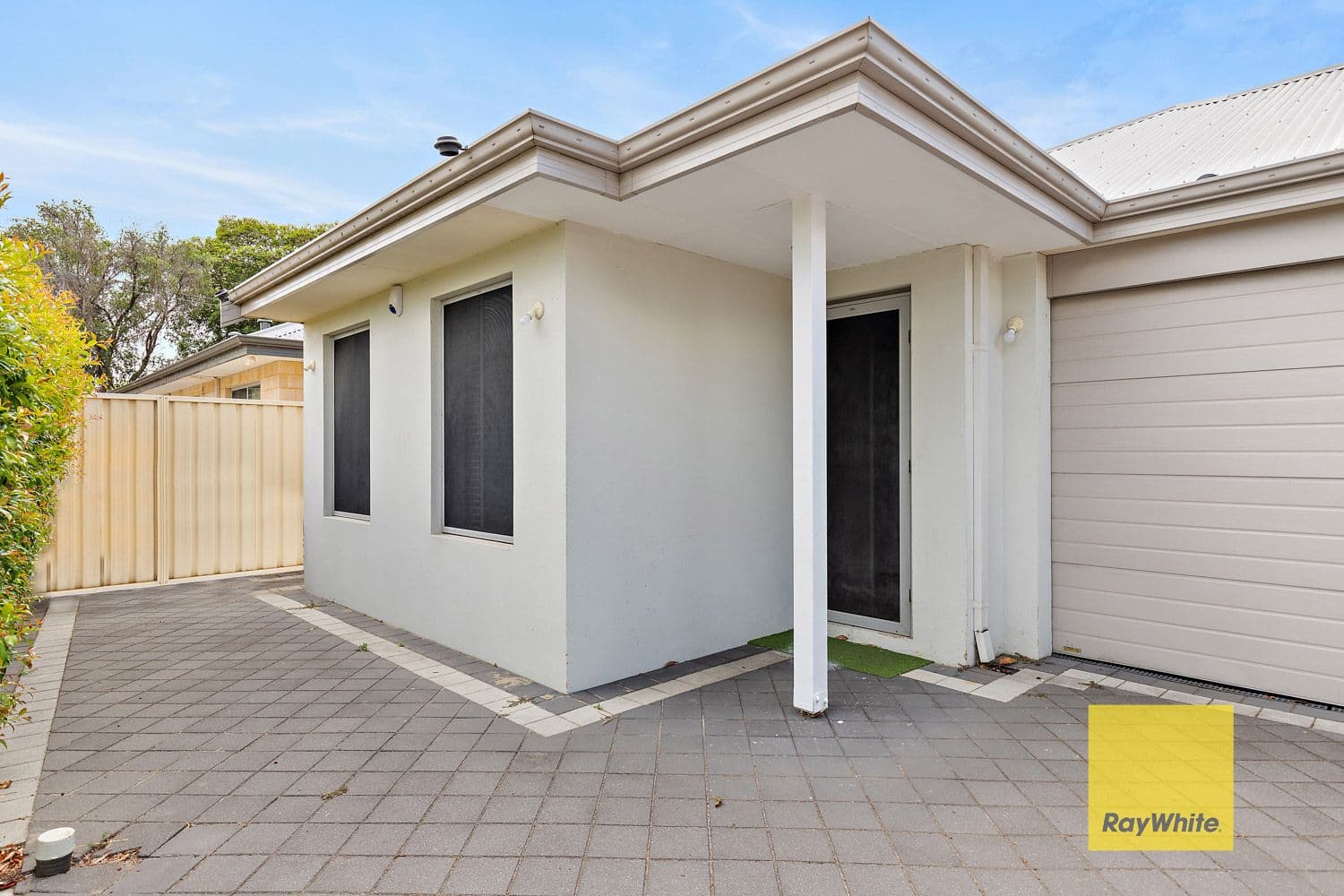 25B Clancy Way, Thornlie WA 6108, Thornlie - Thumbnail 2