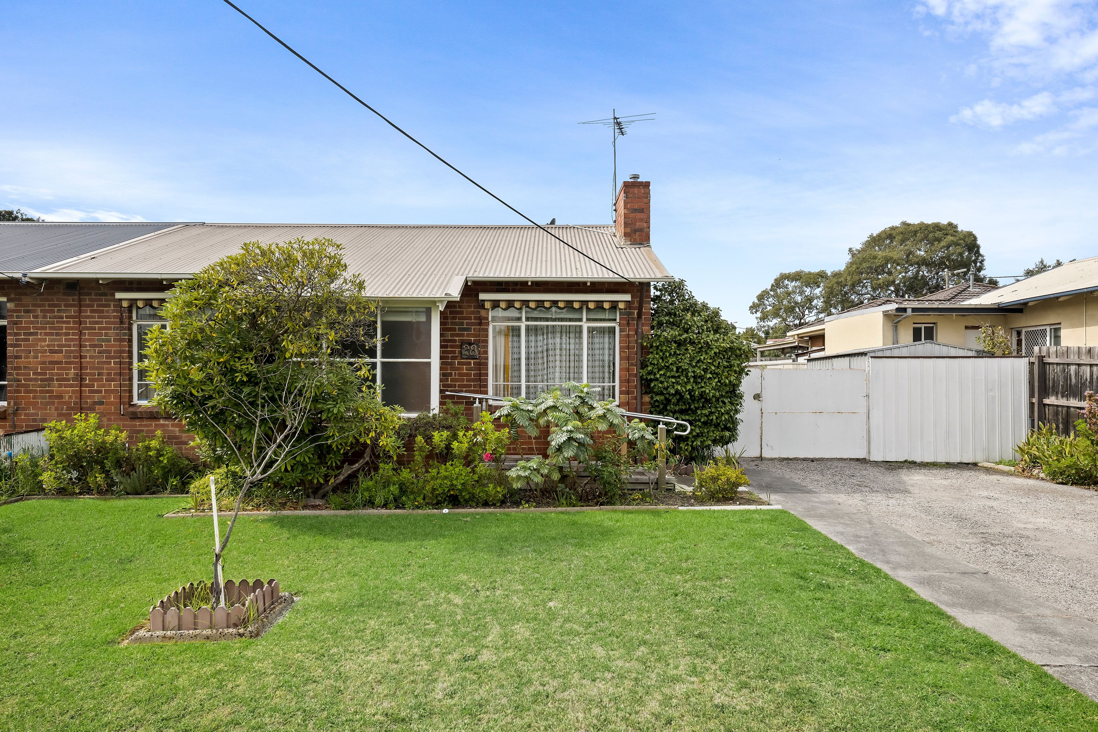 7 Latrobe Street, Footscray - Image 1