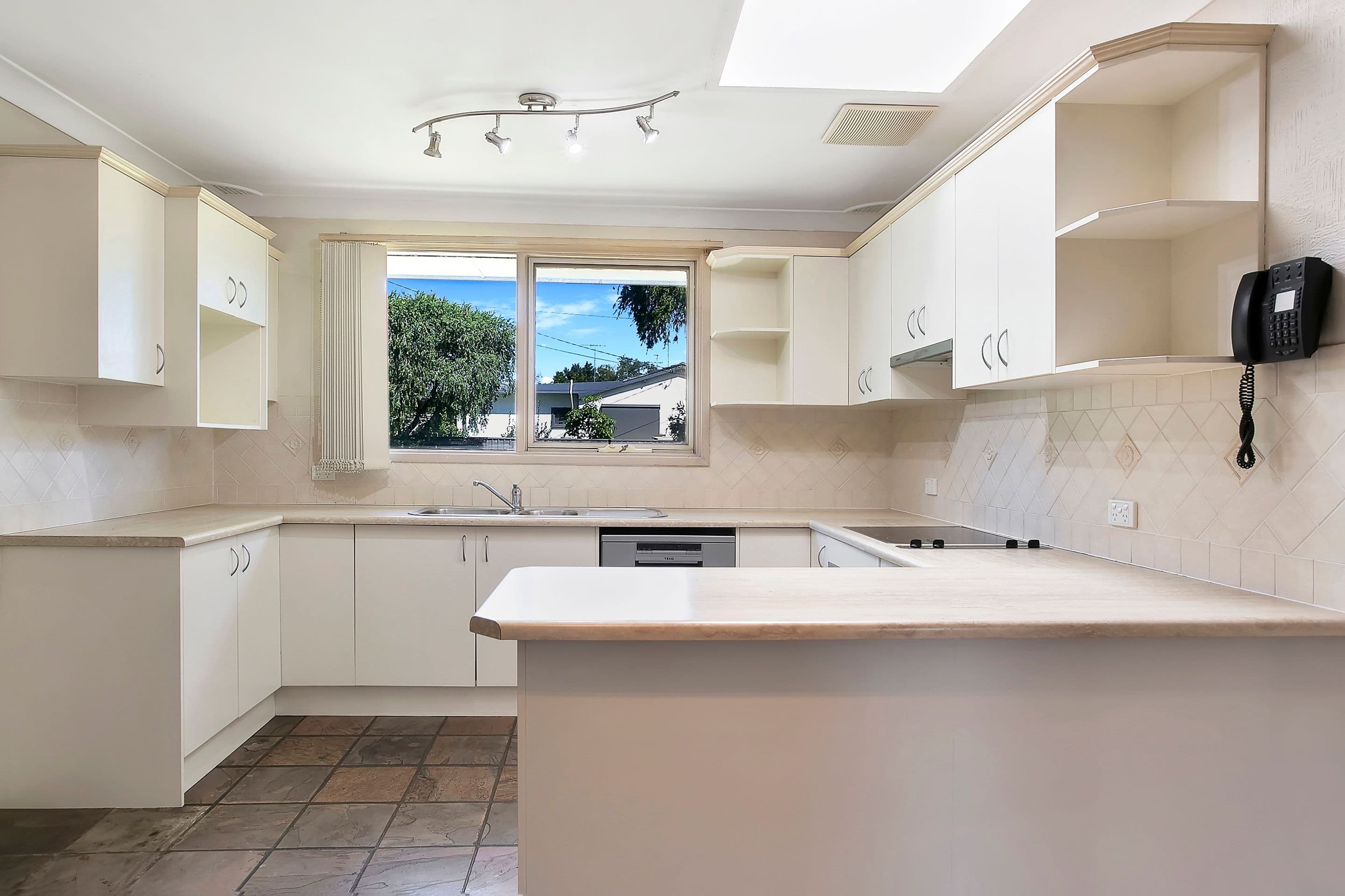 12 Parsons Avenue, South Penrith NSW 2750, South Penrith - Thumbnail 4