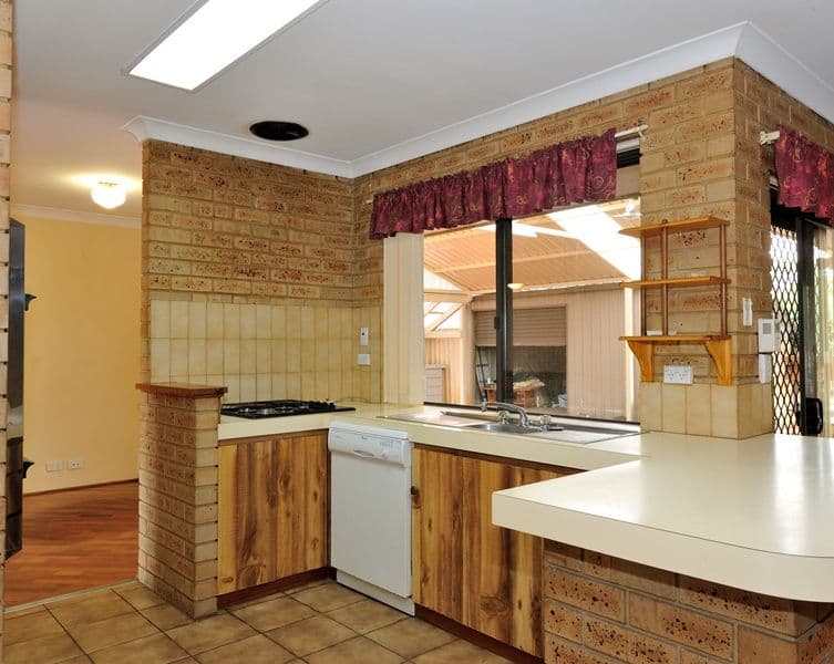 6 Jubilee Drive, WAIKIKI WA 6169, Waikiki - Thumbnail 4