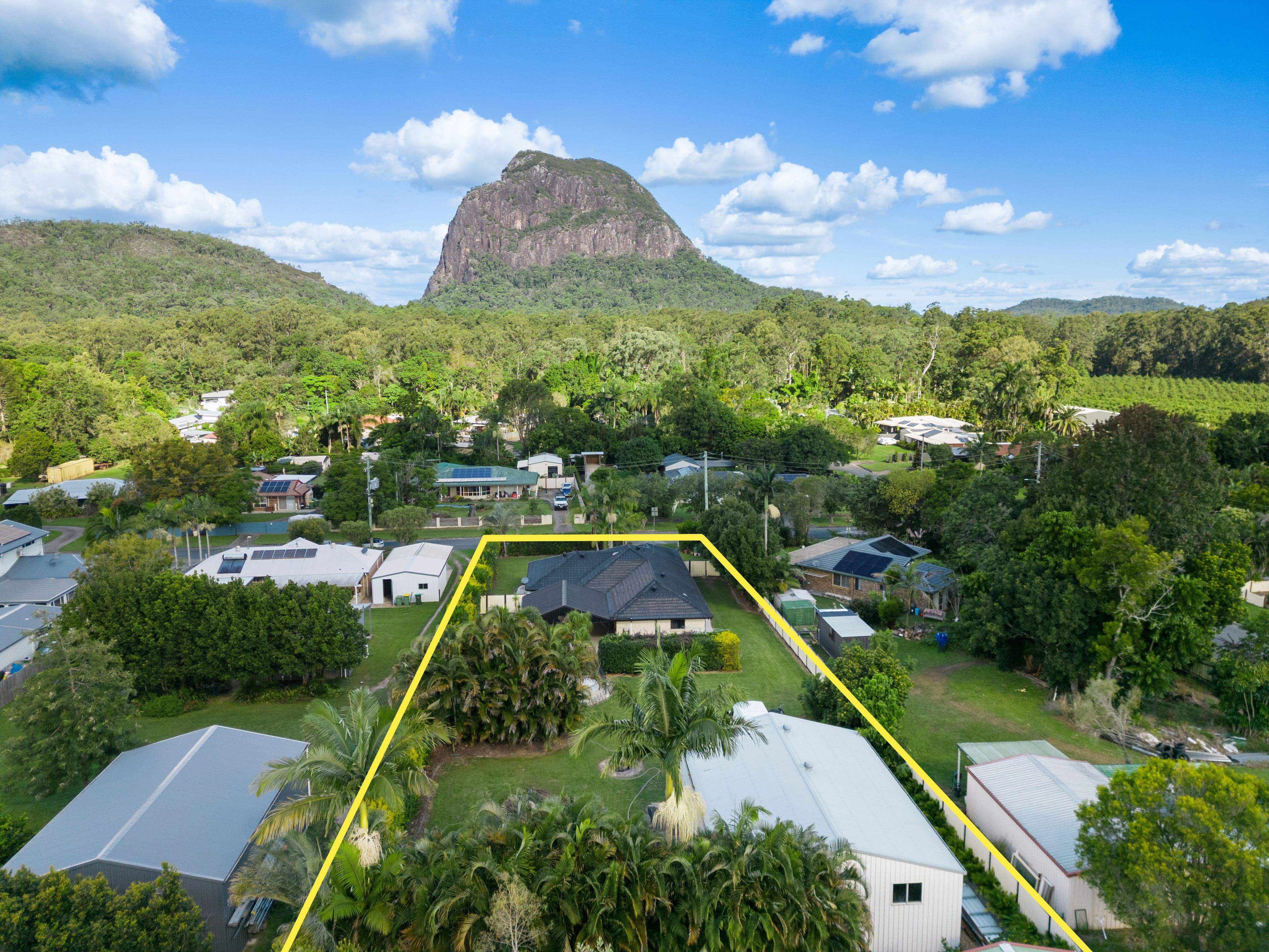7 Parkview Road, Glass House Mountains QLD 4518, Glass House Mountains - Image 1