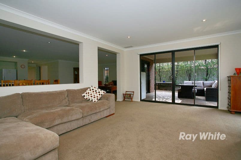 17 Weathertop Way, CRANBOURNE EAST VIC 3977, Cranbourne East - Thumbnail 4