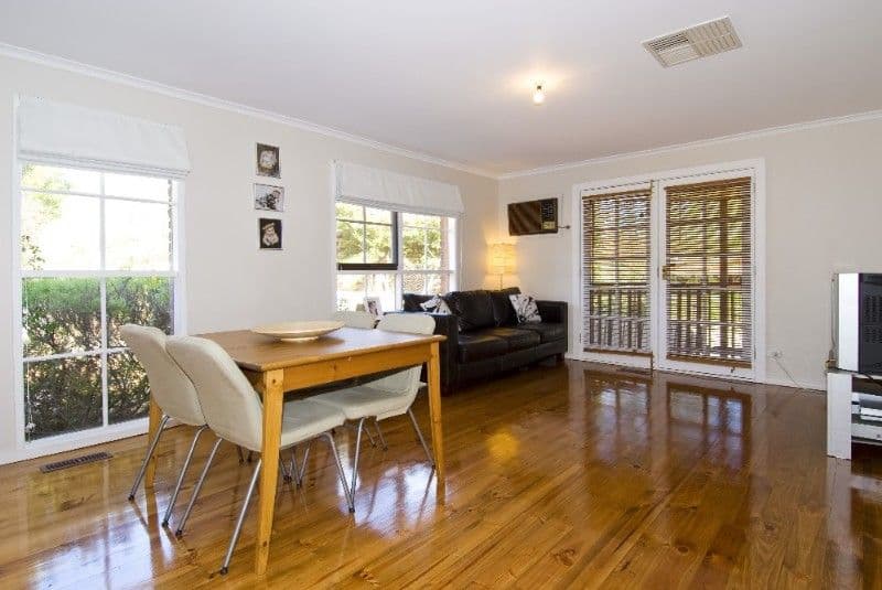 11 Moola Place, ELTHAM VIC 3095, Eltham - Thumbnail 3