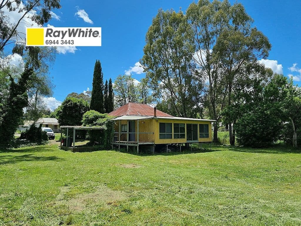 142 Punch Street, Gundagai NSW 2722, Gundagai - Image 1