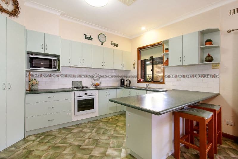 395 Kotthoff Street, Lavington - Thumbnail 7