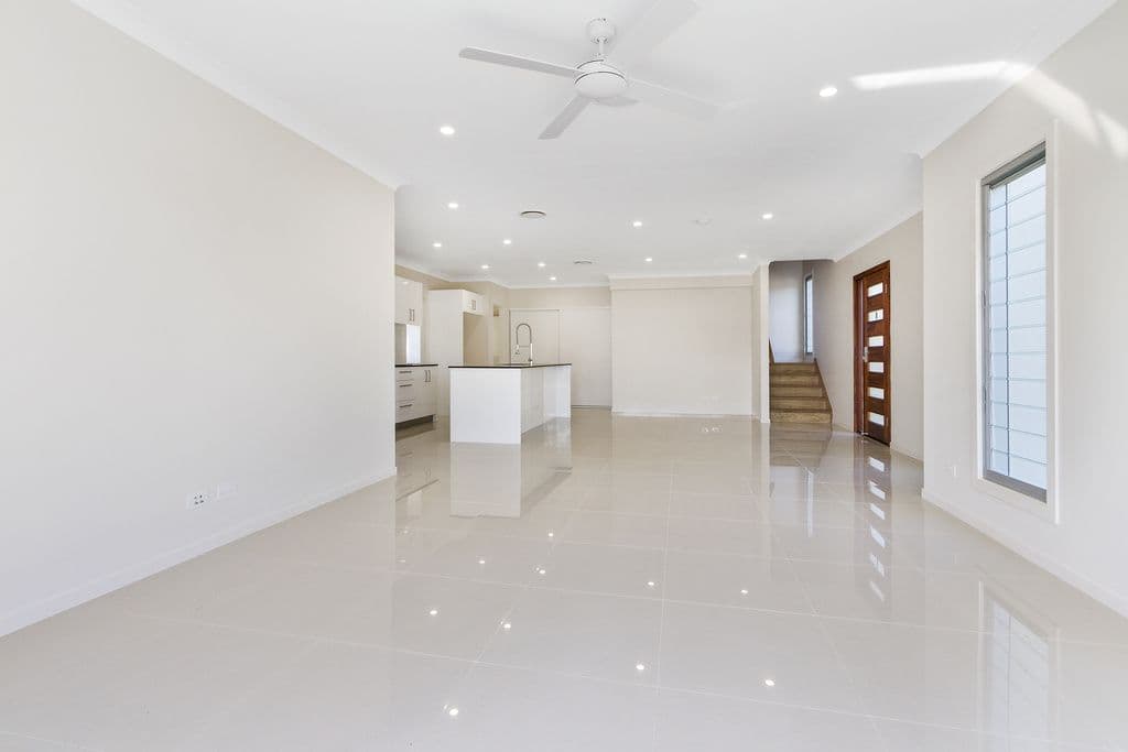 17 Holly Avenue, Hollywell QLD 4216, Hollywell - Thumbnail 5