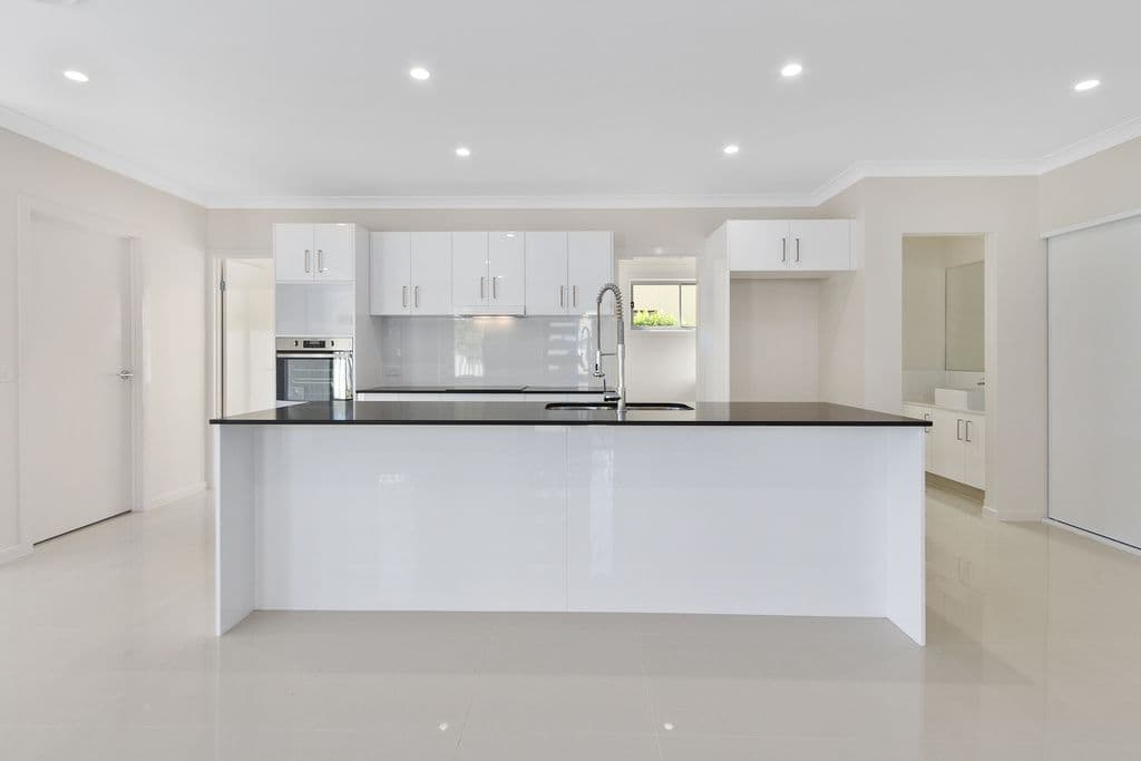 17 Holly Avenue, Hollywell QLD 4216, Hollywell - Thumbnail 7
