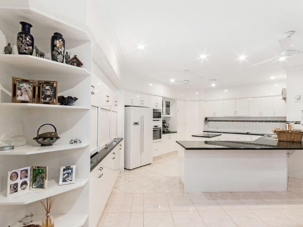 9 Galleria Court, Highland Park QLD 4211, Highland Park - Thumbnail 7