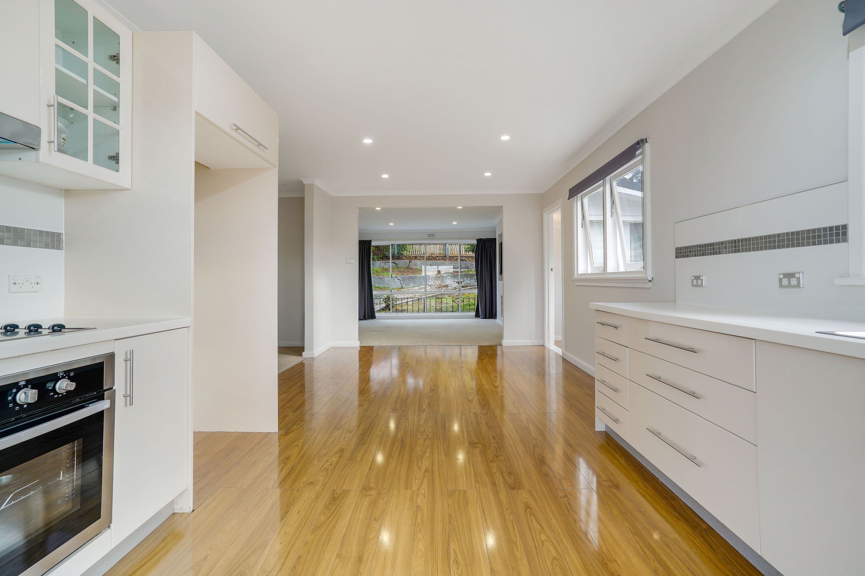 49 Ashbolt Crescent, Lutana TAS 7009, Lutana - Thumbnail 8