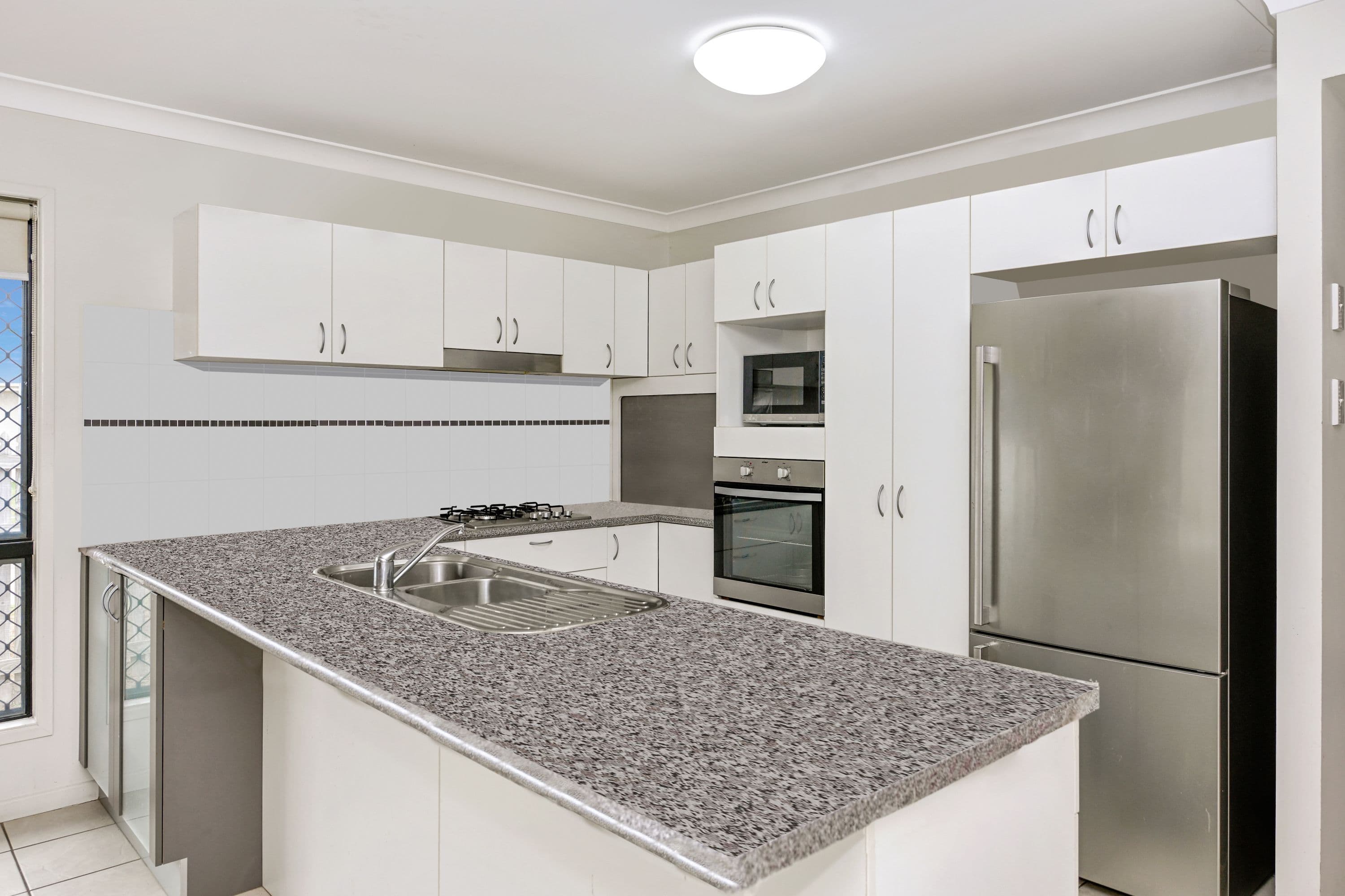 11 Laurie Motti Parade, Kirwan QLD 4817, Kirwan - Thumbnail 3