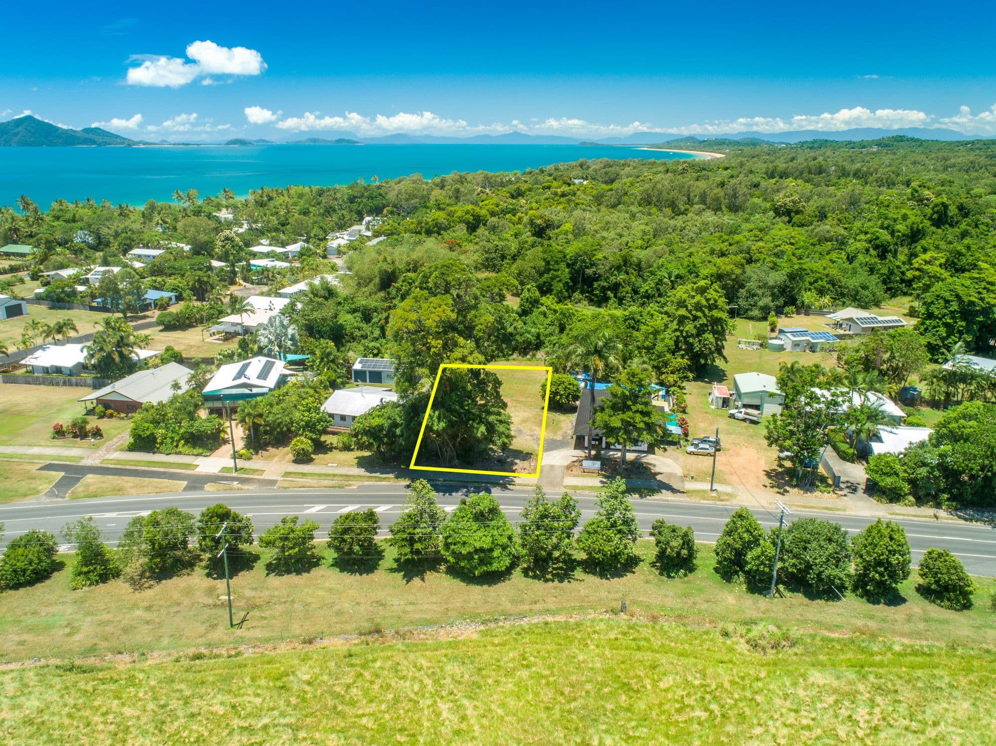 14 Seaview Street, Mission Beach QLD 4852, Mission Beach - Image 1