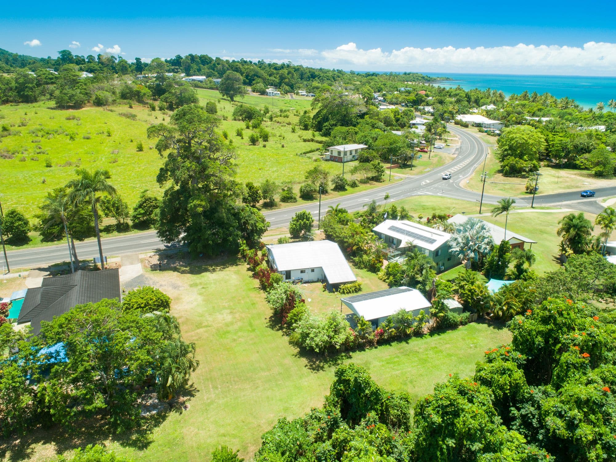 14 Seaview Street, Mission Beach QLD 4852, Mission Beach - Thumbnail 3