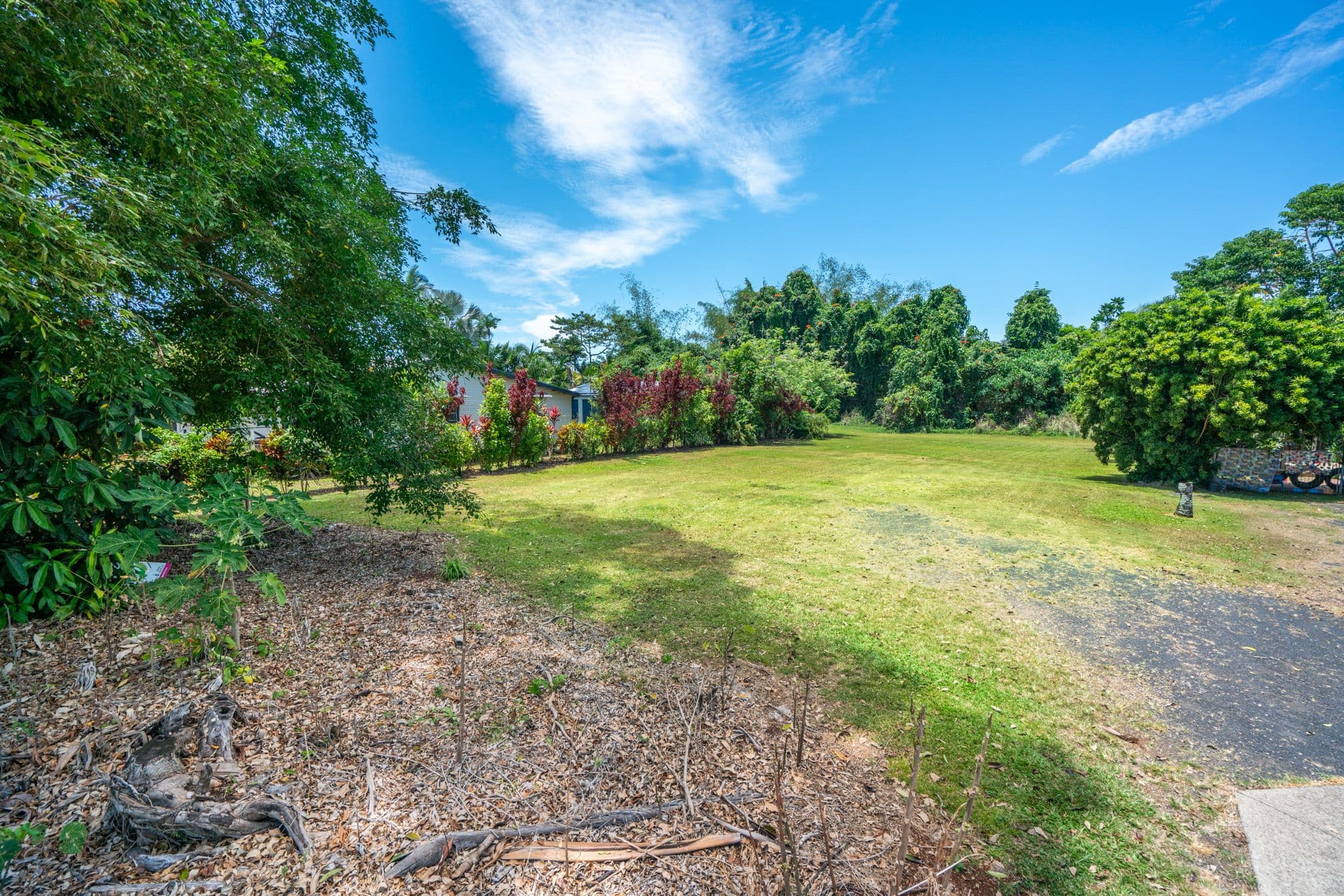 14 Seaview Street, Mission Beach QLD 4852, Mission Beach - Thumbnail 4