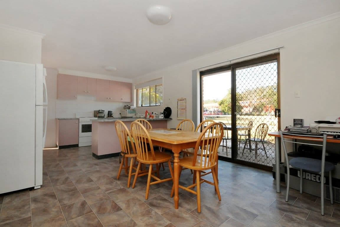 9 Mallee Court, HIGHFIELDS QLD 4352, Highfields - Thumbnail 3
