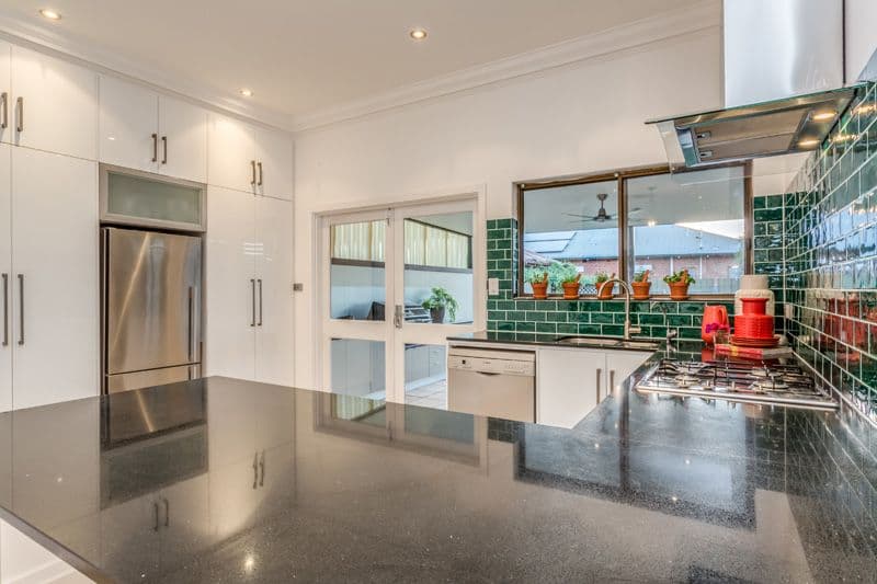 24 Falcon Avenue, MILE END SA 5031, Mile End - Thumbnail 3