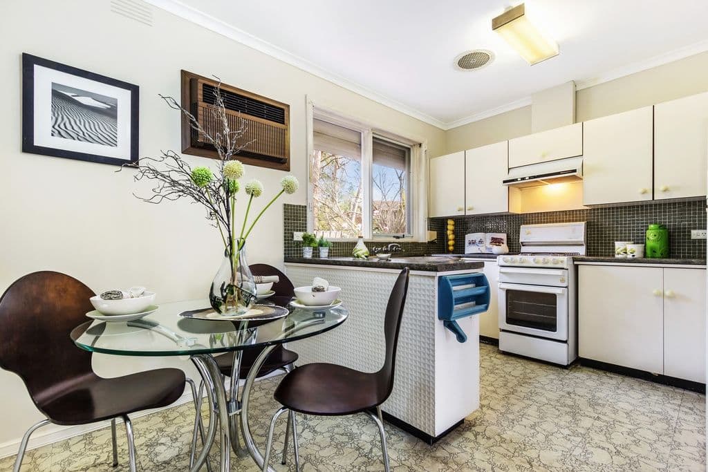 17 Kingsley Crescent, Mont Albert VIC 3127, Mont Albert - Thumbnail 4