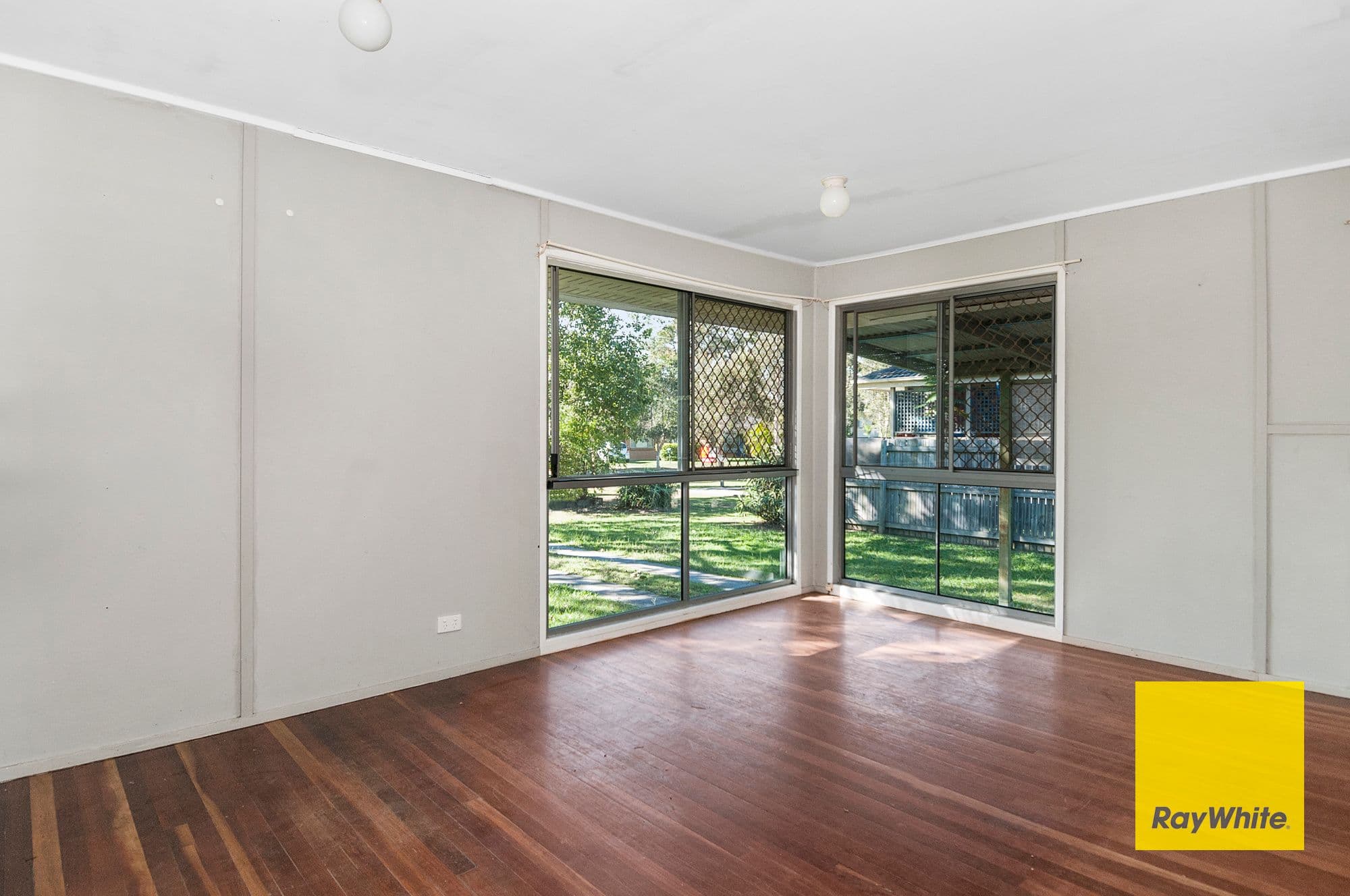 14 Douglas Street, Loganlea QLD 4131, Loganlea - Thumbnail 4