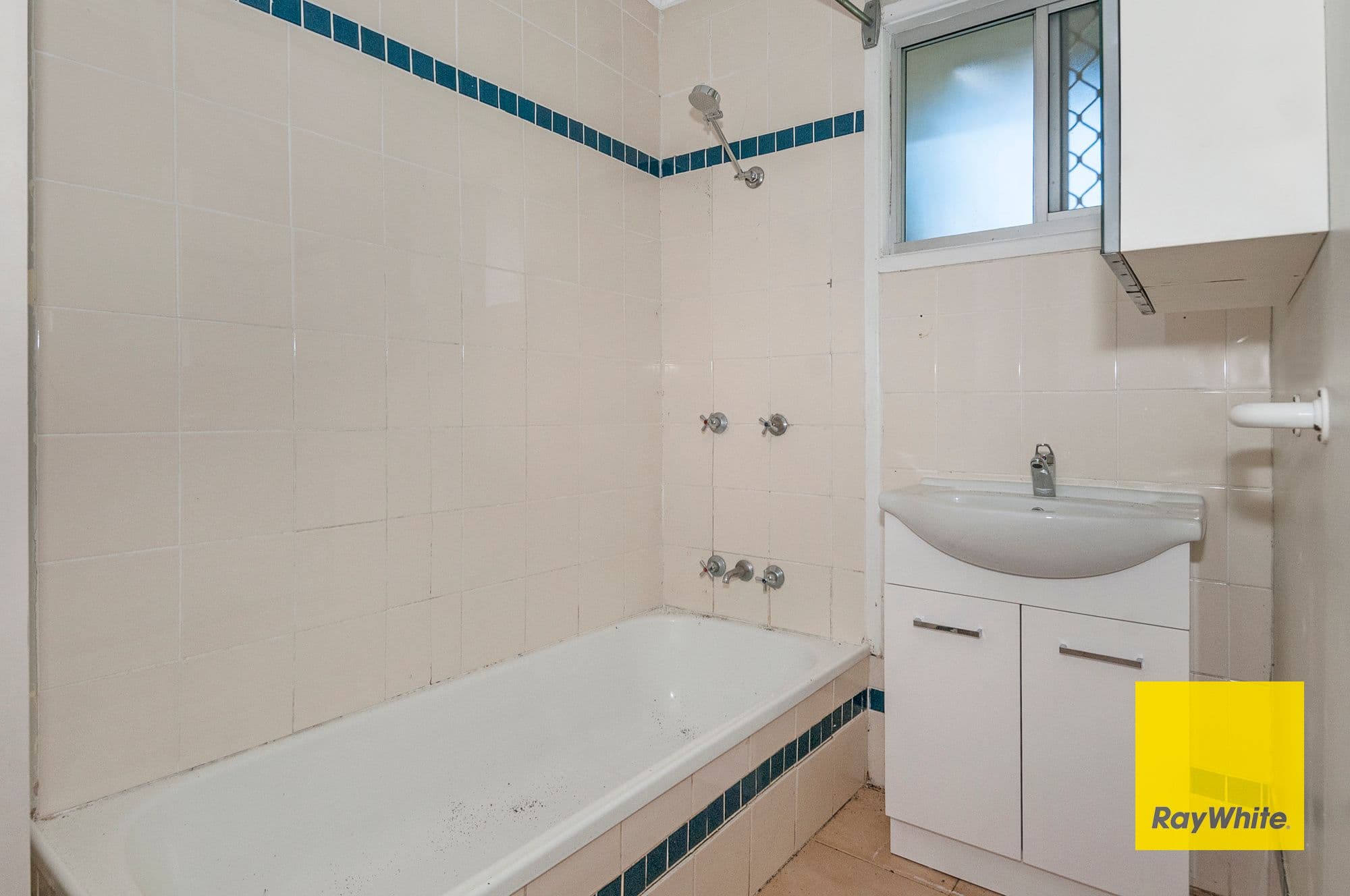 14 Douglas Street, Loganlea QLD 4131, Loganlea - Thumbnail 7