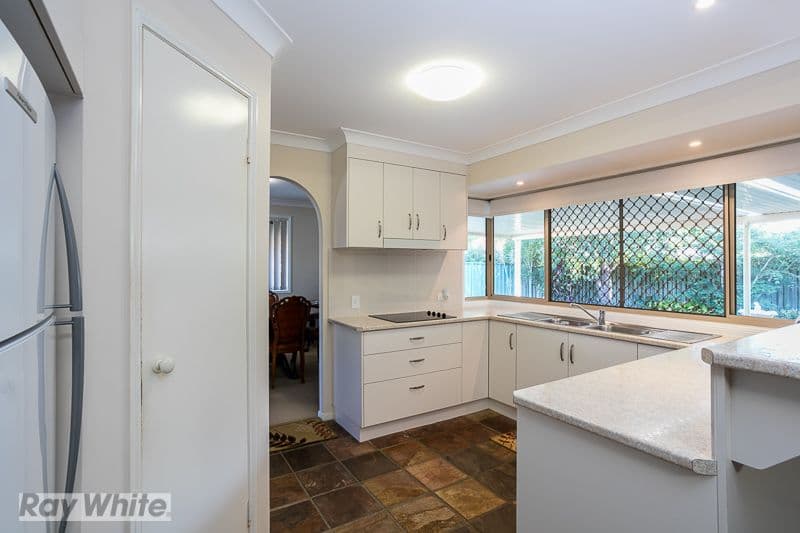8 Bottlebrush Court, Victoria Point QLD 4165, Victoria Point - Thumbnail 4