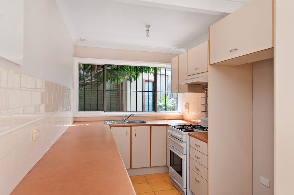 8 Mackenzie Street, LEICHHARDT NSW 2040, Leichhardt - Thumbnail 4