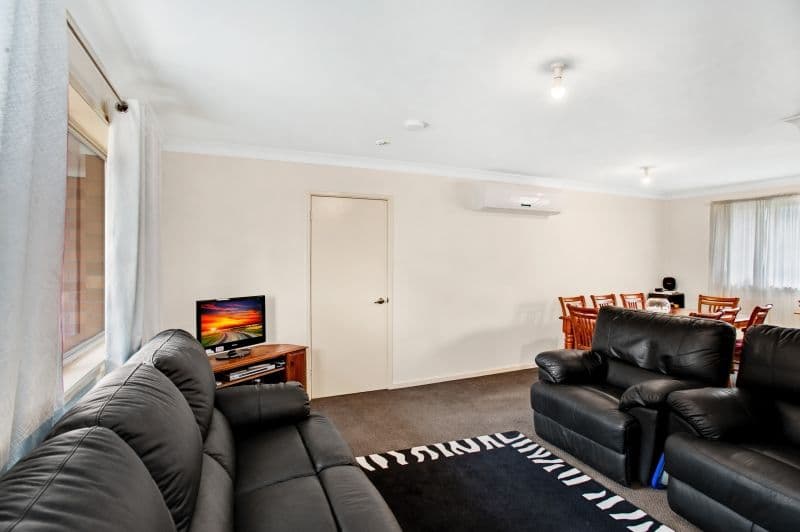 27 Logan Road, Rutherford NSW 2320, Rutherford - Thumbnail 2