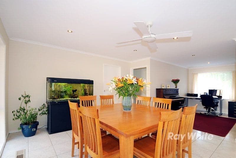13 Saunders Close, Lysterfield VIC 3156, Lysterfield - Thumbnail 4