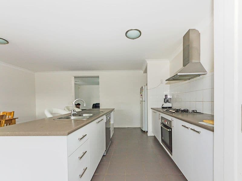 26 Vilnius Way, Truganina VIC 3029, Truganina - Thumbnail 2