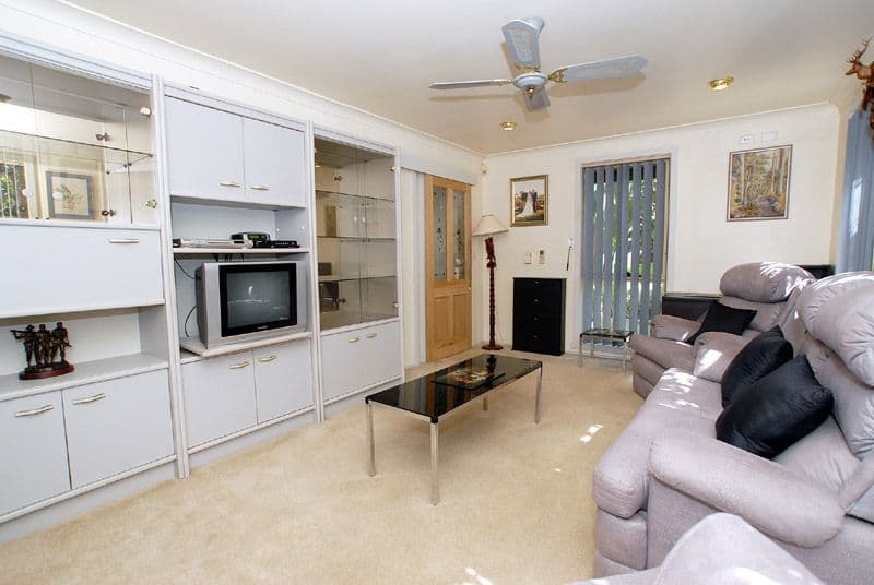 4  Solson Court, SPRINGVALE SOUTH VIC 3172, Springvale South - Thumbnail 4