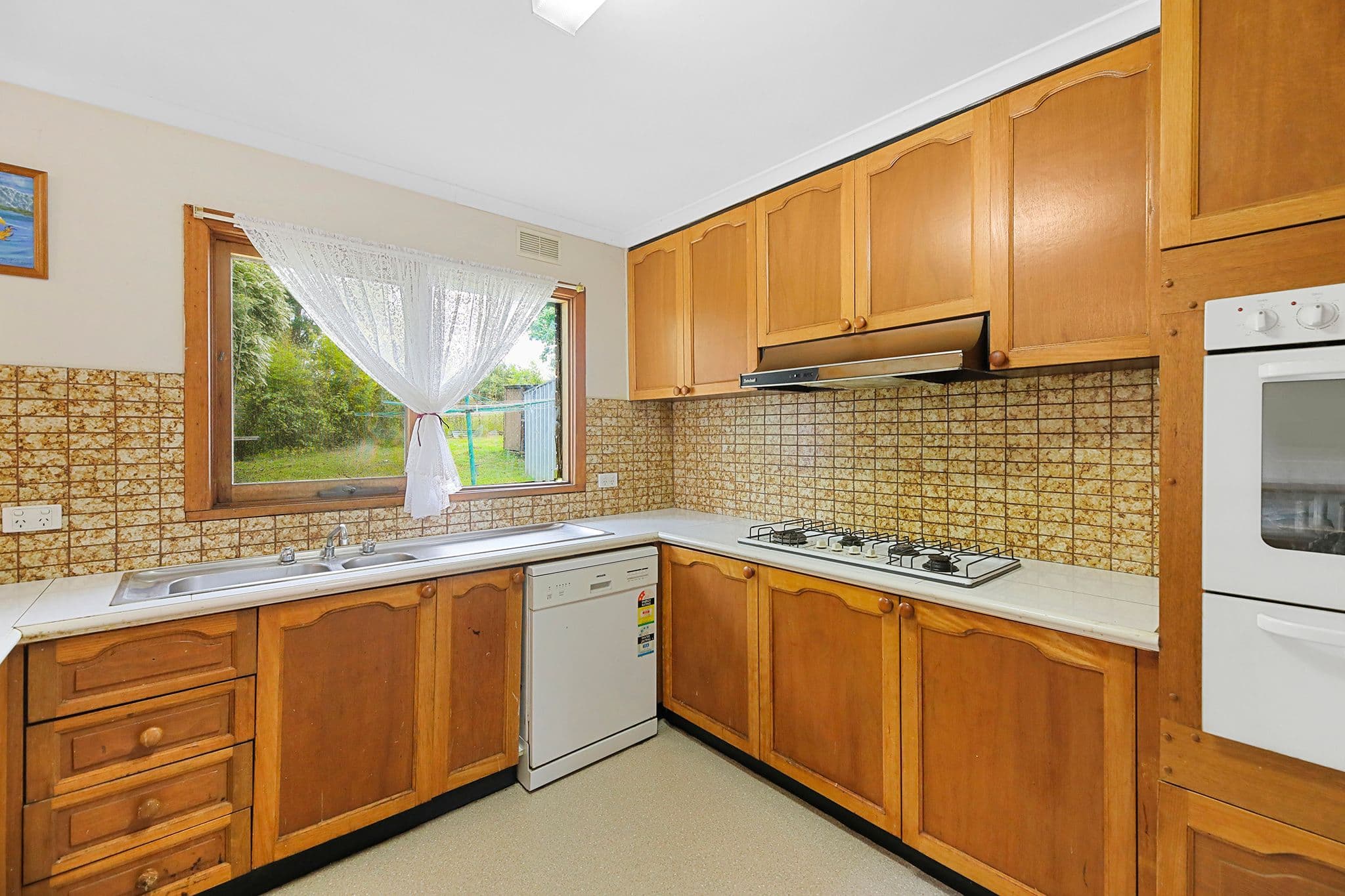 2 Brownbill Street, Moe VIC 3825, Moe - Thumbnail 4
