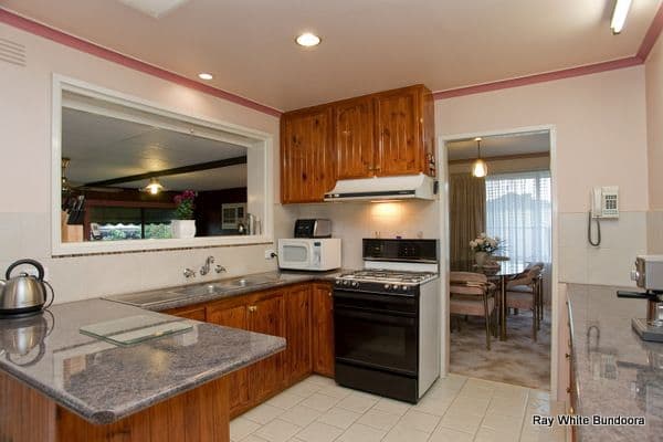 1 Bowen Court, BUNDOORA VIC 3083, Bundoora - Thumbnail 4