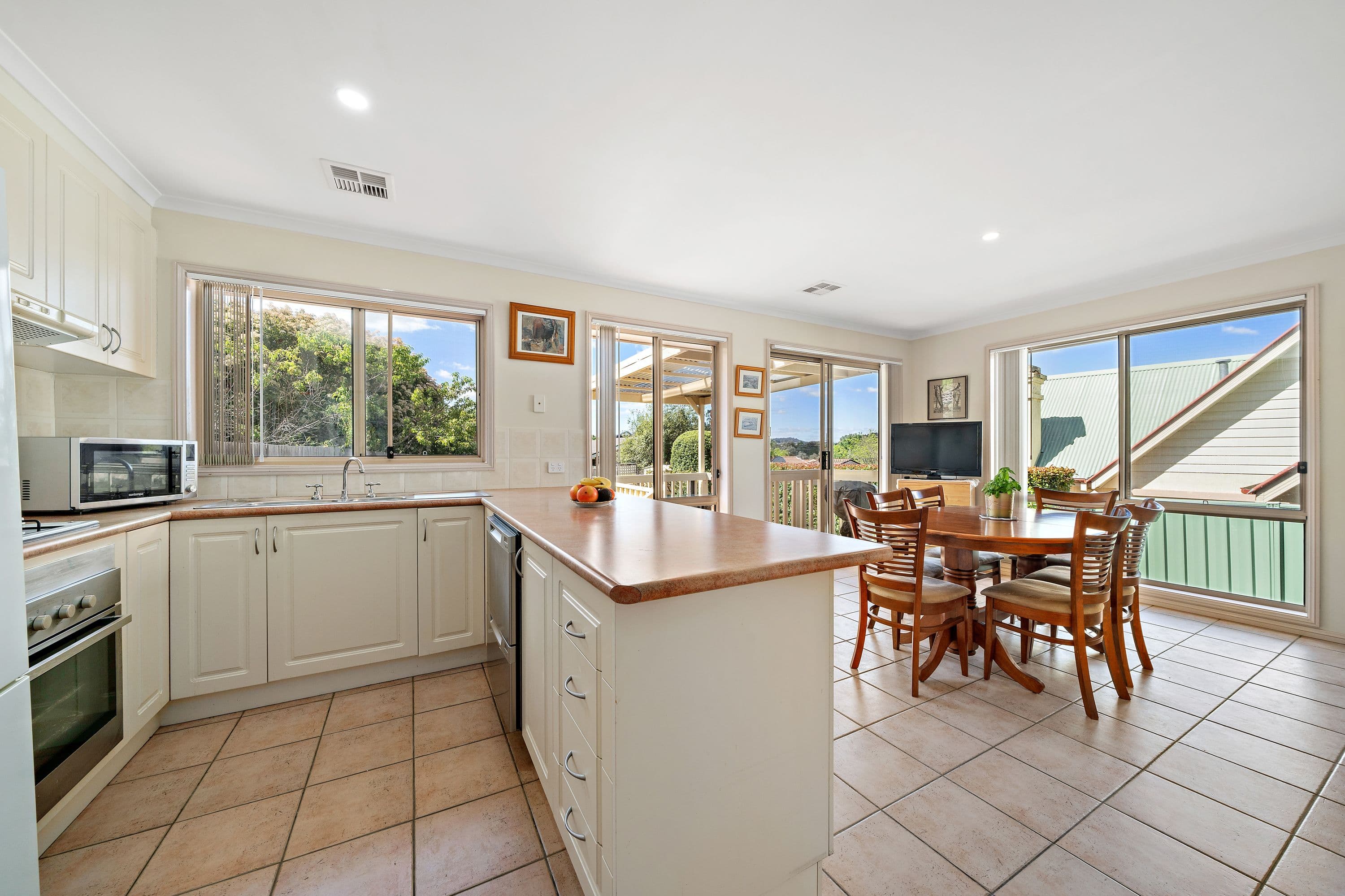6b Ferguson Circuit, Ngunnawal ACT 2913, Ngunnawal - Thumbnail 5